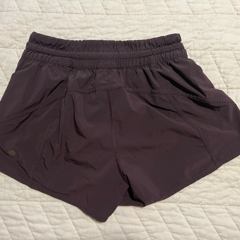 Lululemon Tracker shorts 4" inseam neutral casual running work out athleisure